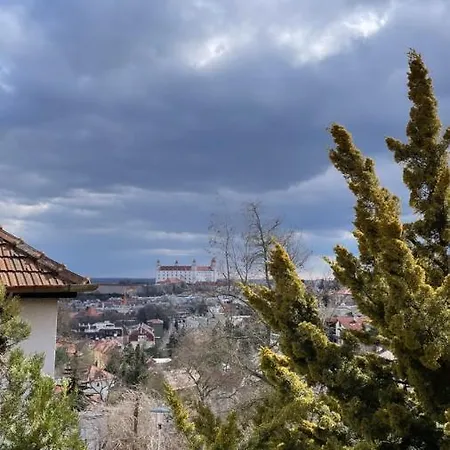 Sulekova 52a Alloggio in famiglia Bratislava