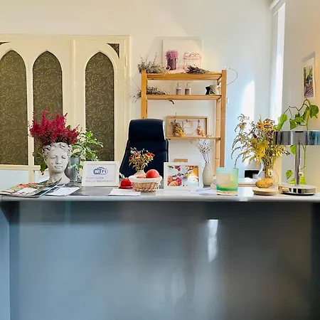 Sulekova 52a * Pozsony